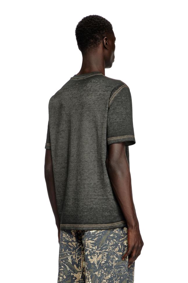 T-ADJUST-R18 MAGLIETTA