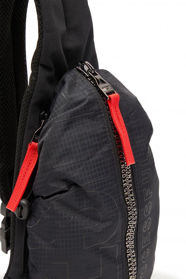 ZIP-D CROSSBODY X CROSS BODYBAG